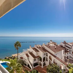 https://piso-bonito-en-la-primera-linea-de-la-playa-con-vistas.hotelsinnerja.org