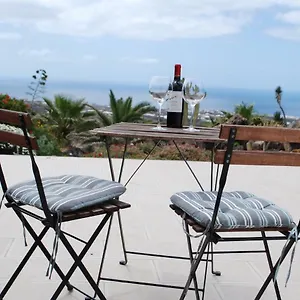 https://zoe.puertodelcarmen-hotels.org